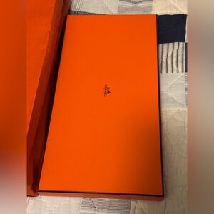 HERMES LETTRES EQUESTRES SHAWL 140 scarf with box